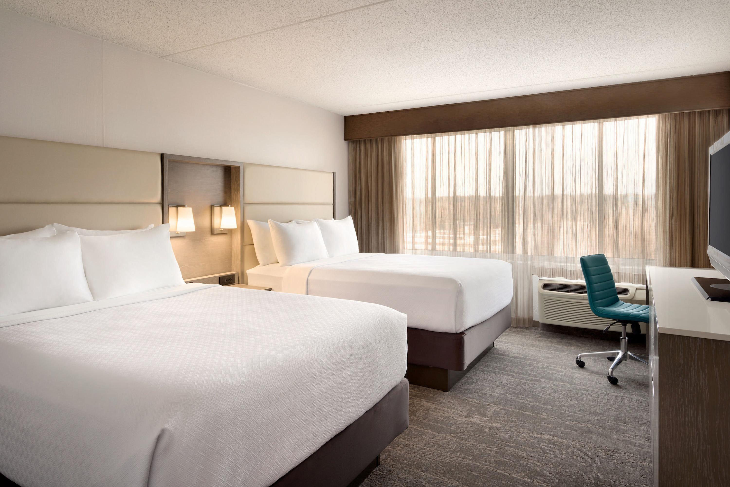 Hotel Crowne Plaza Englewood By Ihg Exterior foto