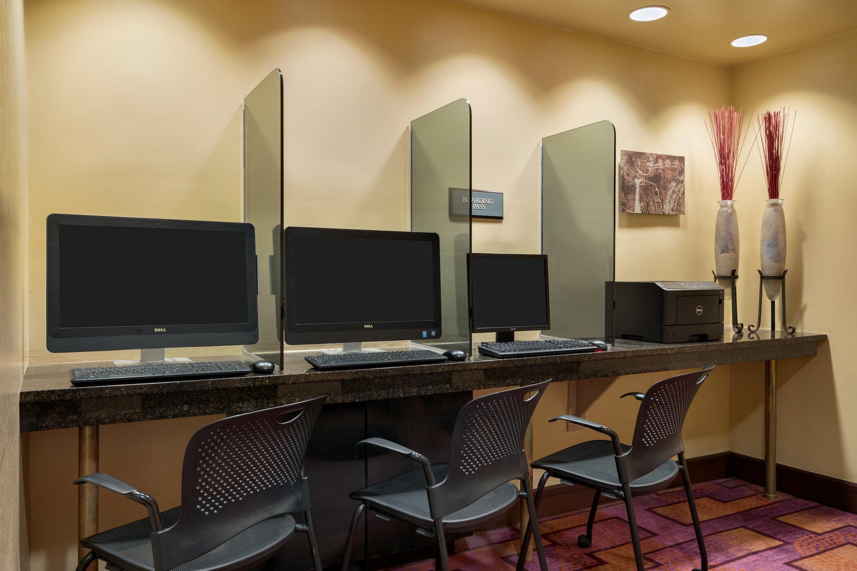 Hotel Crowne Plaza Englewood By Ihg Exterior foto